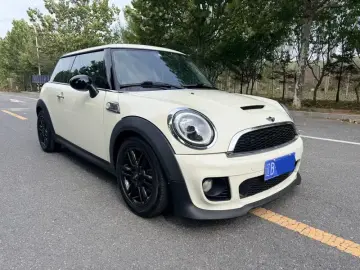 2012 Mini Electric MINI COOPER с пробегом 111 000 км