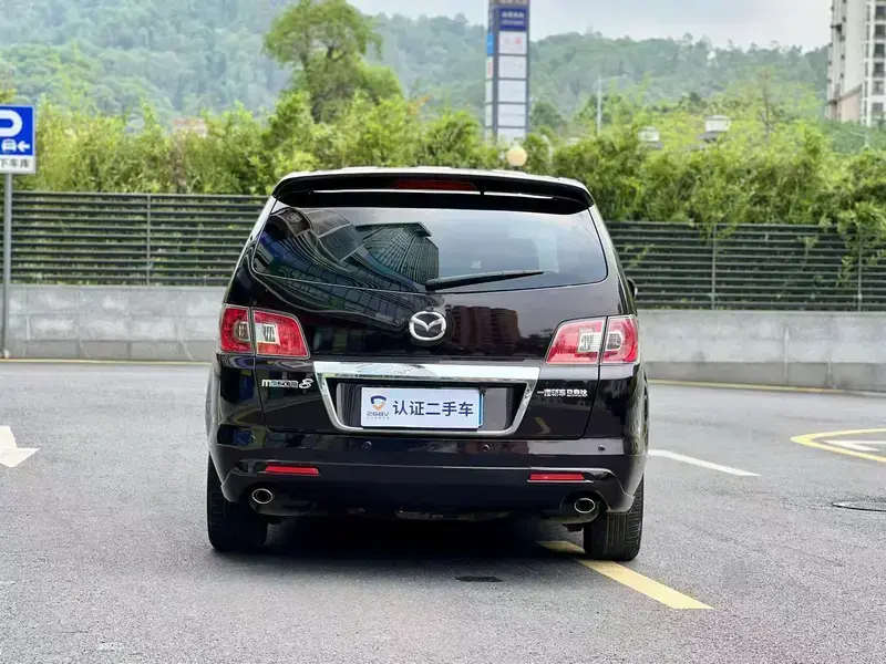 2013 Mazda 8 с пробегом 150 000 км