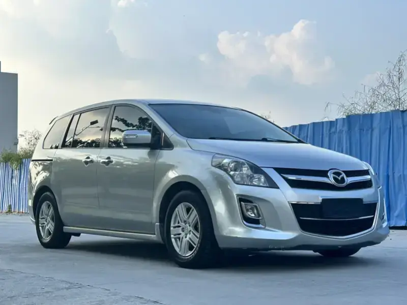 2011 Mazda 8 с пробегом 160 000 км