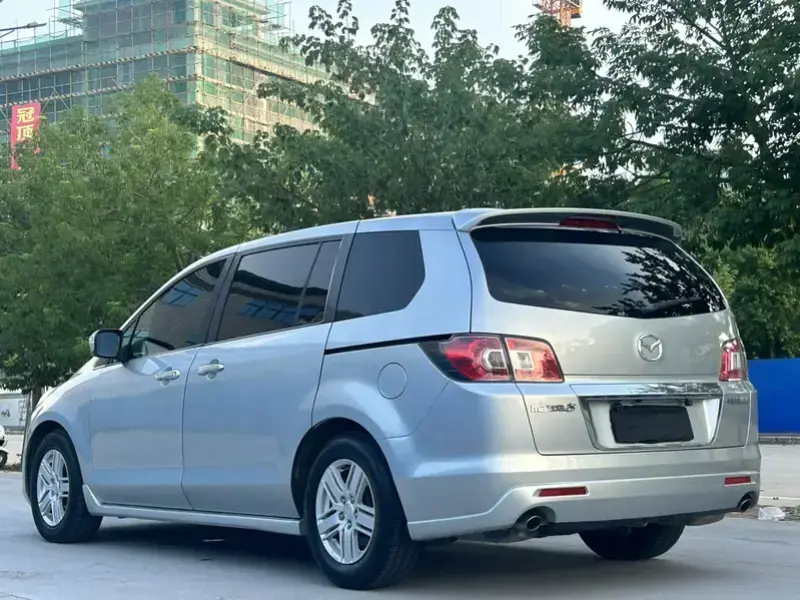 2011 Mazda 8 с пробегом 160 000 км