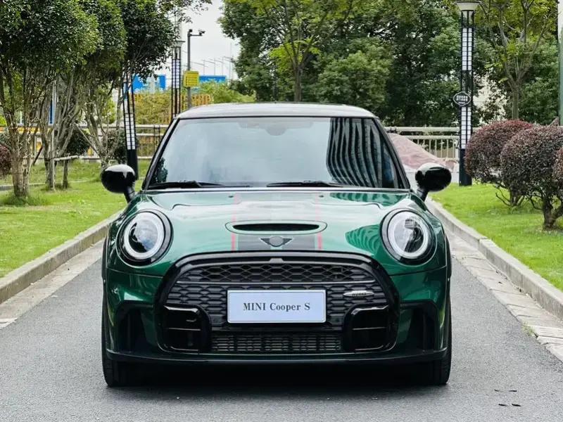 2023 Mini Electric MINI COOPER с пробегом 5 000 км