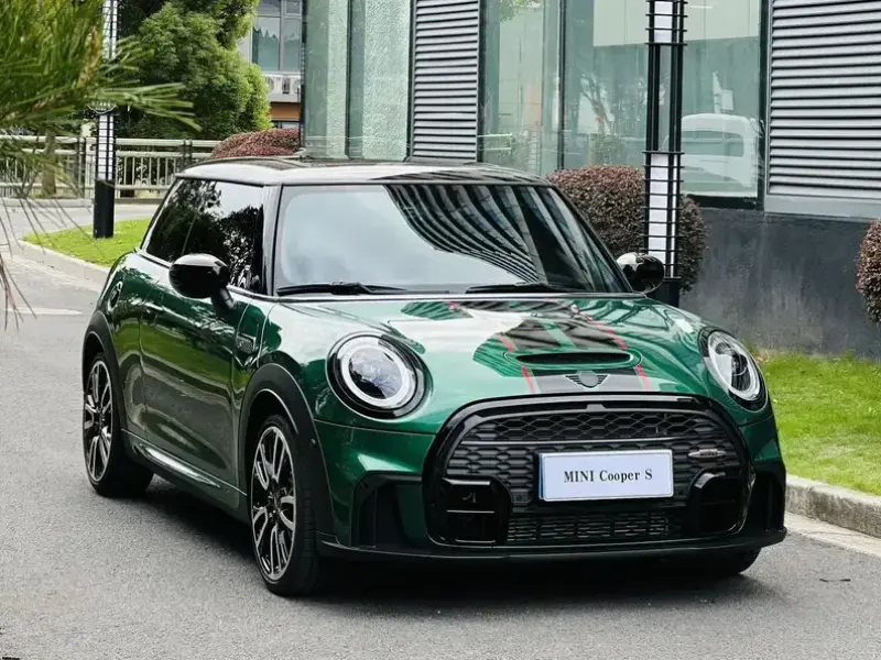 2023 Mini Electric MINI COOPER с пробегом 5 000 км