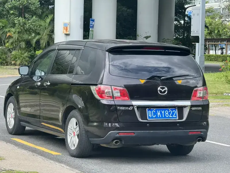 2013 Mazda 8 с пробегом 110 000 км