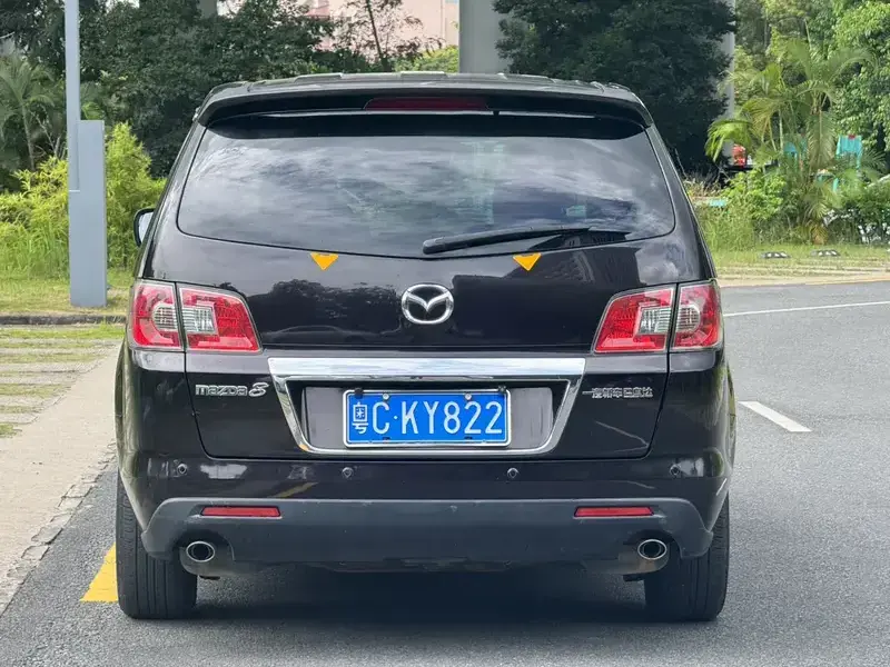 2013 Mazda 8 с пробегом 110 000 км
