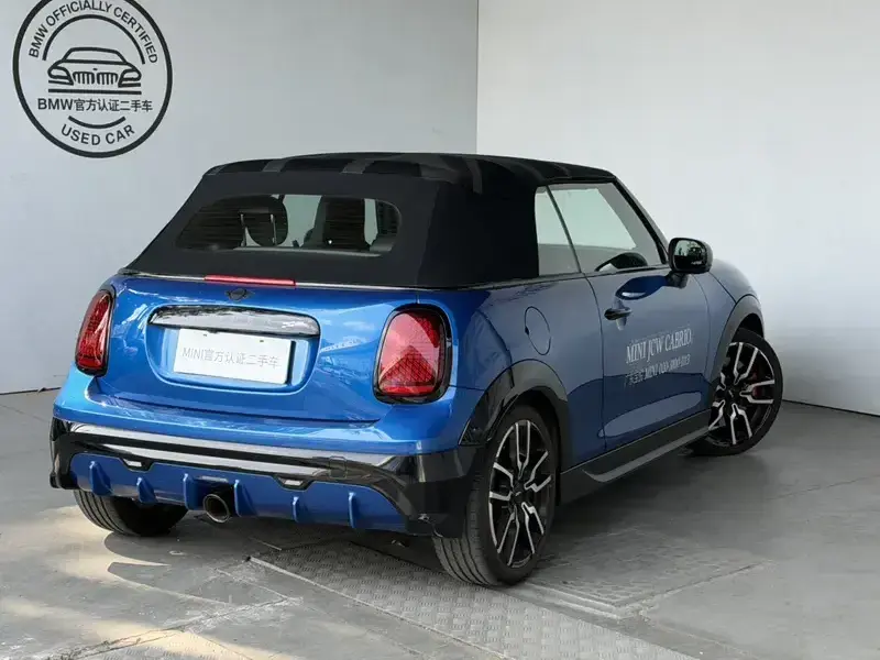2025 Mini JCW с пробегом 17 000 км