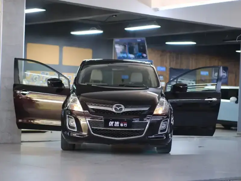2011 Mazda 8 с пробегом 186 000 км