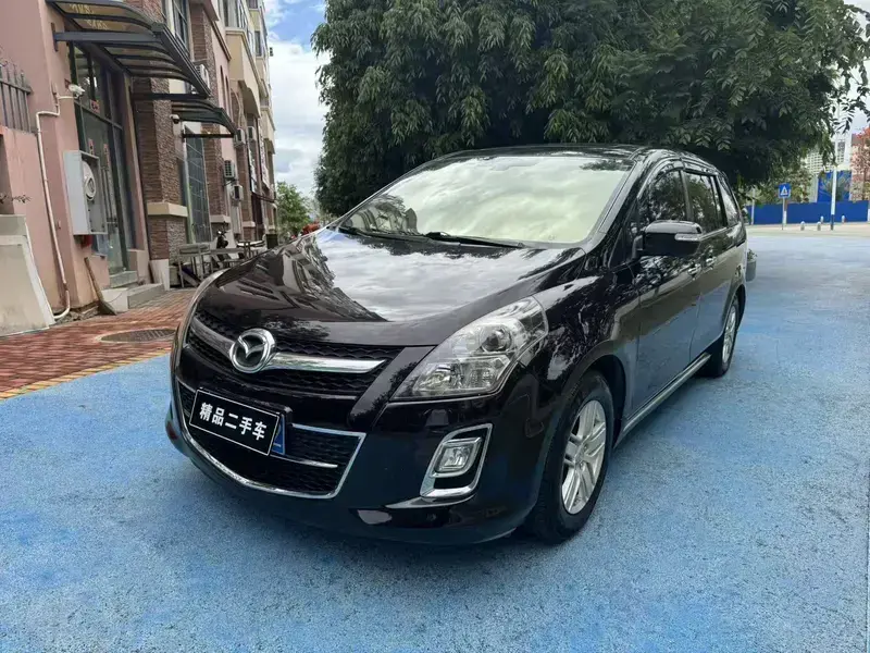 2011 Mazda 8 с пробегом 120 000 км