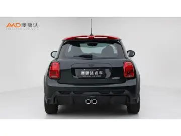2022 Mini JCW с пробегом 45 900 км