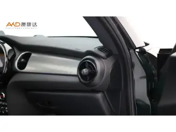 2022 Mini JCW с пробегом 45 900 км