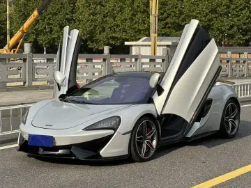 2015 McLaren 570 с пробегом 25 000 км