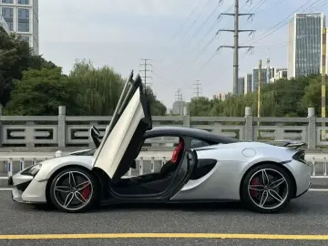 2015 McLaren 570 с пробегом 25 000 км