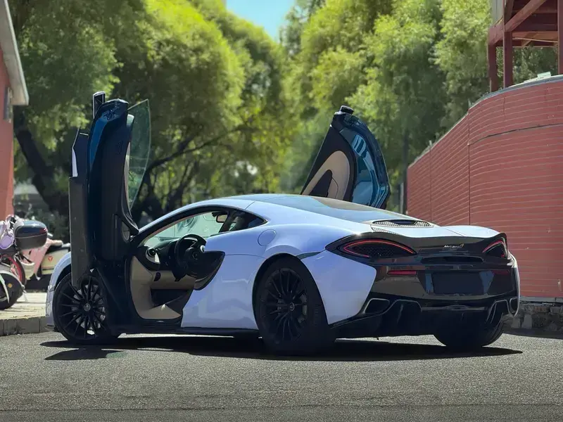 2015 McLaren 570 с пробегом 100 000 км