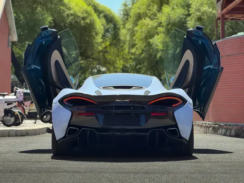 2015 McLaren 570 с пробегом 100 000 км