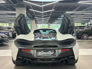 2015 McLaren 570 с пробегом 16 000 км