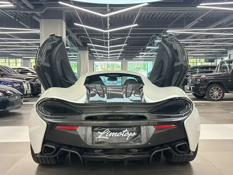 2015 McLaren 570 с пробегом 16 000 км