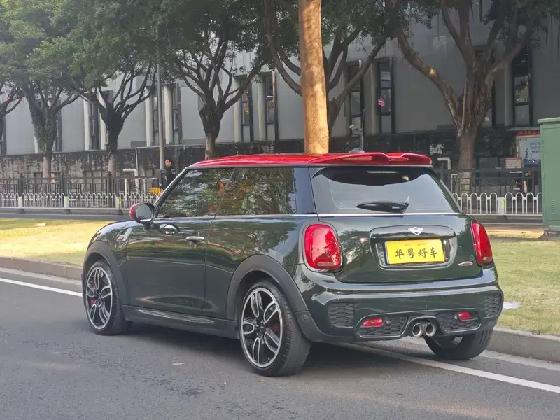 2021 Mini JCW с пробегом 43 000 км