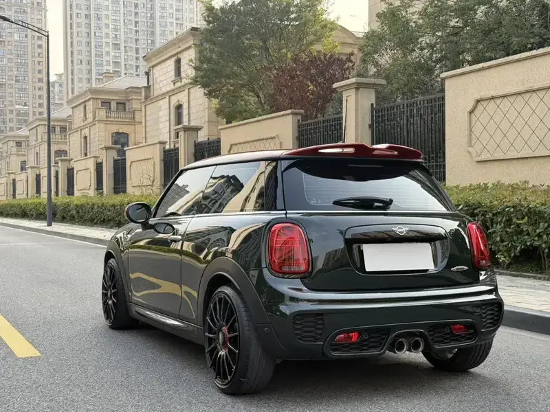 2021 Mini JCW с пробегом 23 000 км