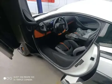 2015 McLaren 570 с пробегом 21 000 км