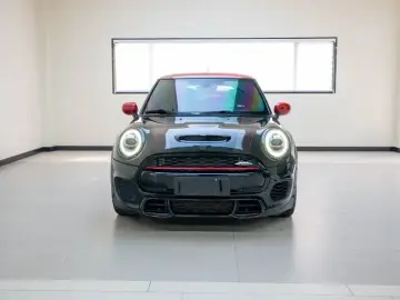 2021 Mini JCW с пробегом 36 000 км