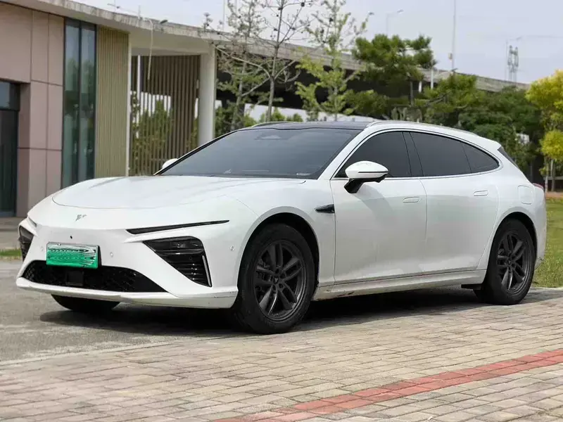 2024 Hozon Nezha S Shooting Brake с пробегом 15 000 км