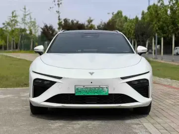 2024 Hozon Nezha S Shooting Brake с пробегом 15 000 км