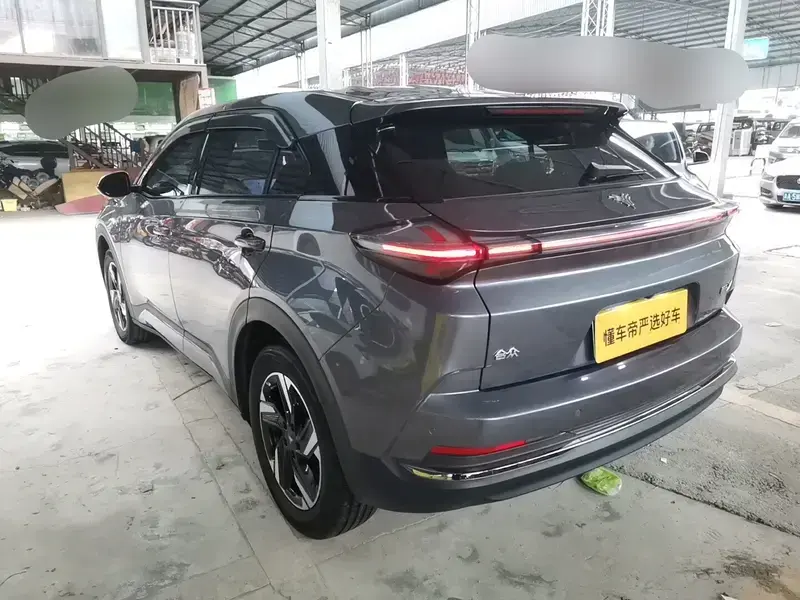 2023 Hozon Nezha X с пробегом 64 100 км
