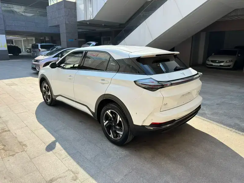 2023 Hozon Nezha X с пробегом 77 000 км
