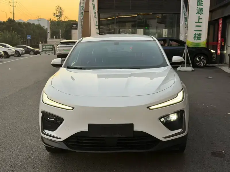 2023 Hozon Nezha X с пробегом 133 000 км