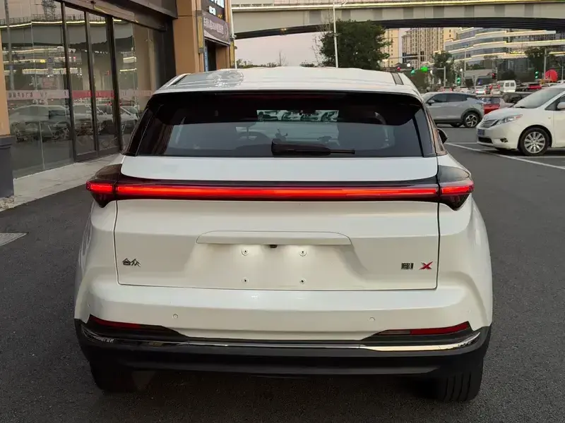 2023 Hozon Nezha X с пробегом 133 000 км