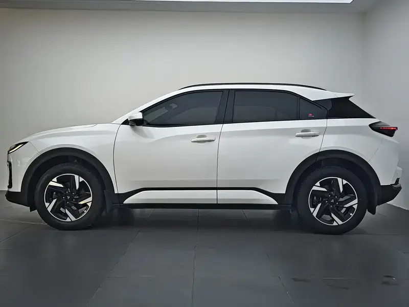 2023 Hozon Nezha X с пробегом 66 100 км