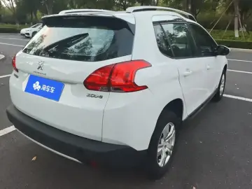 2014 Peugeot e2008 с пробегом 76 000 км