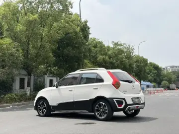 2015 MG 3SW с пробегом 68 000 км