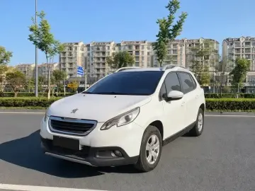 Peugeot e2008
