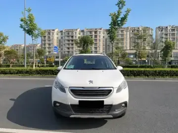 2014 Peugeot e2008 с пробегом 55 000 км