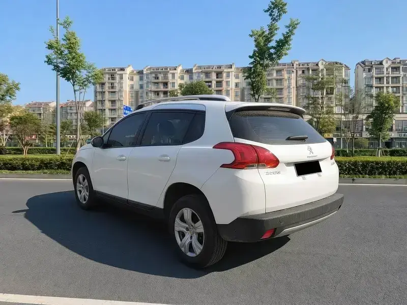 2014 Peugeot e2008 с пробегом 55 000 км