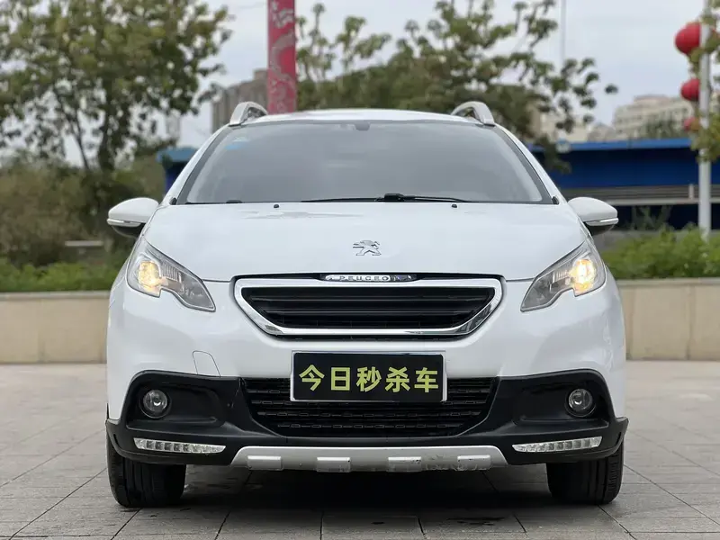 2014 Peugeot e2008 с пробегом 80 000 км