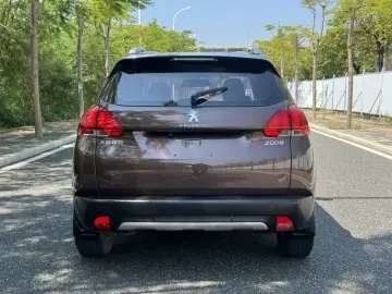 2016 Peugeot e2008 с пробегом 40 000 км