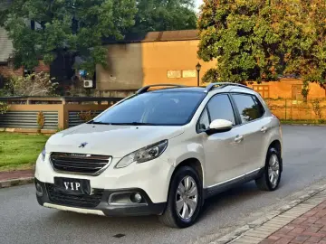 Peugeot e2008