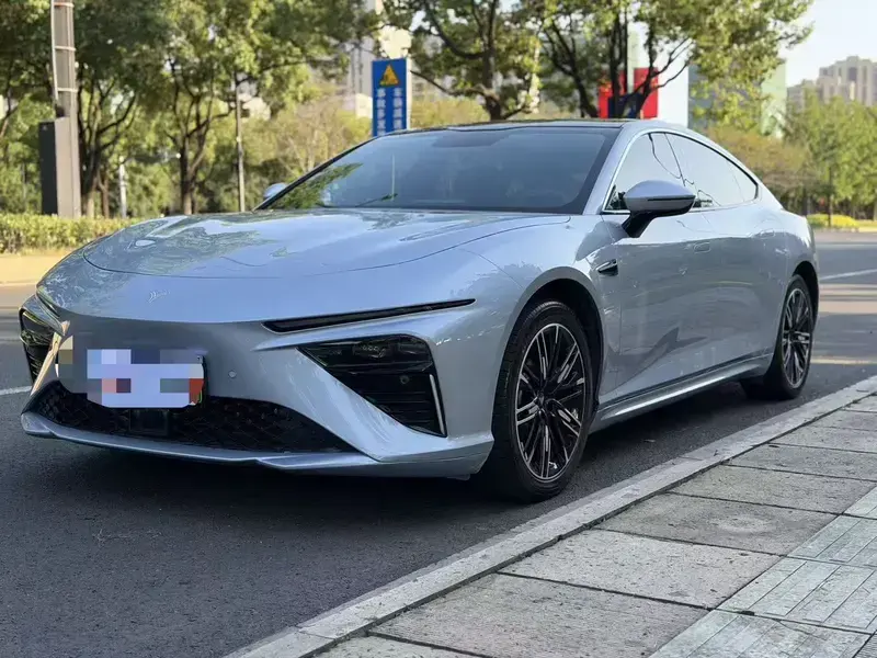 2023 Hozon Nezha S с пробегом 22 000 км