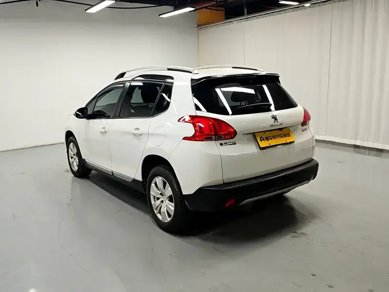 2014 Peugeot e2008 с пробегом 69 900 км