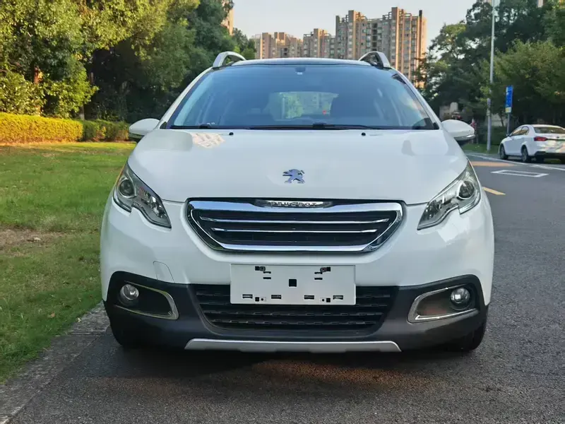 2014 Peugeot e2008 с пробегом 130 000 км