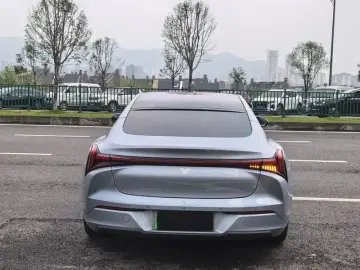 2022 Hozon Nezha S с пробегом 52 200 км
