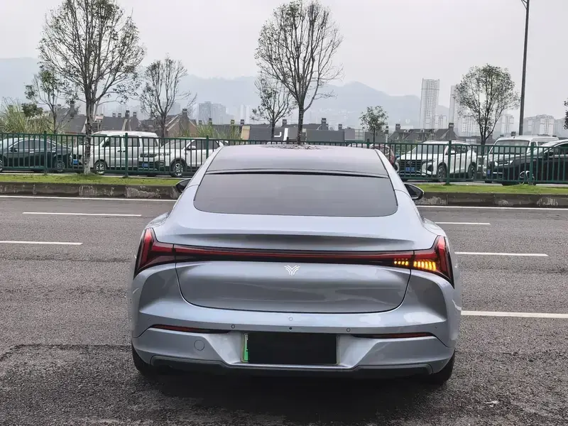 2022 Hozon Nezha S с пробегом 52 200 км