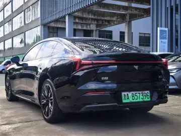 2024 Hozon Nezha S с пробегом 40 000 км