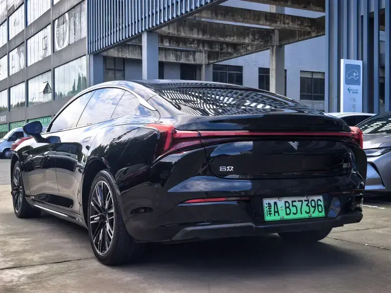 2024 Hozon Nezha S с пробегом 40 000 км