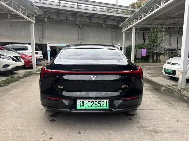 2023 Hozon Nezha S с пробегом 58 000 км