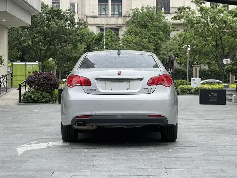 2013 Roewe 550 с пробегом 31 000 км