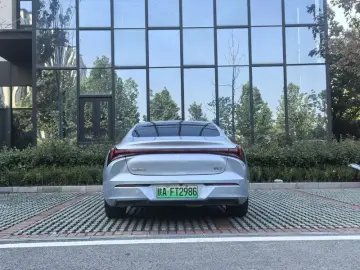 2024 Hozon Nezha S с пробегом 50 000 км