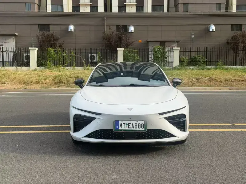 2022 Hozon Nezha S с пробегом 54 000 км