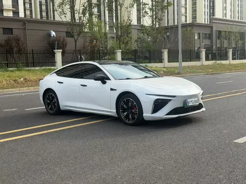 2022 Hozon Nezha S с пробегом 54 000 км
